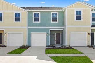 Coral Palms at Oakleaf in Middleburg, FL - Foto de edificio - Building Photo