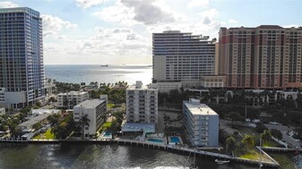 95 N Birch Rd, Unit 703 in Fort Lauderdale, FL - Building Photo