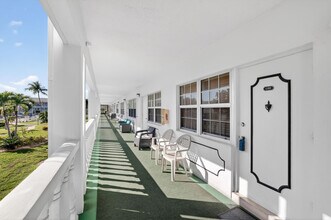 5200 NE 24th Terrace in Fort Lauderdale, FL - Building Photo - Building Photo