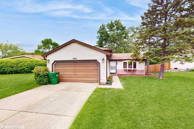 property at 13834 W Sandstone Dr