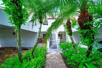 661 Windsurf Ln in Naples, FL - Building Photo - Building Photo