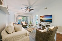 864 Gulf Pavillion Dr in Naples, FL - Building Photo - Building Photo