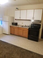 560 Walnut St, Unit #1 first floor in Columbia, PA - Building Photo