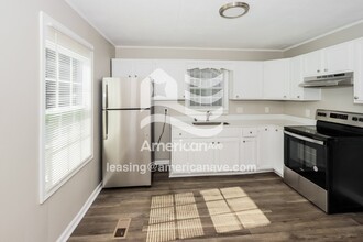 104 Bowden Dr in Warner Robins, GA - Building Photo - Building Photo