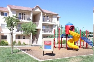 Villa Del Mar Apartments in Fresno, CA - Building Photo - Other