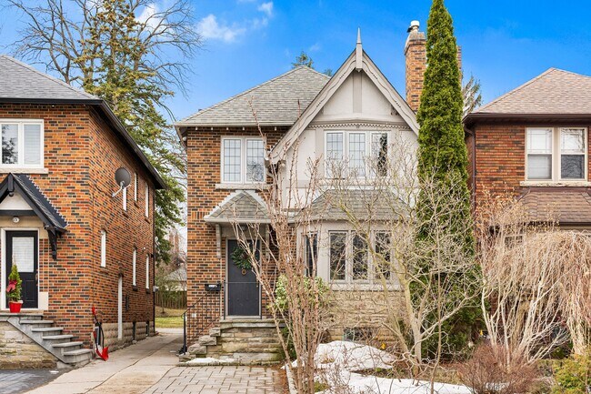 177 Glenview Ave in Toronto, ON - Building Photo - Building Photo
