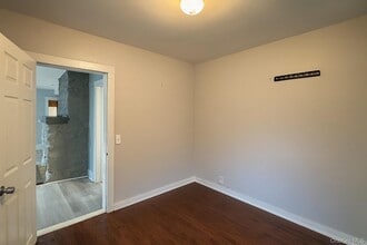 2432 NY-300 in Wallkill, NY - Building Photo - Building Photo