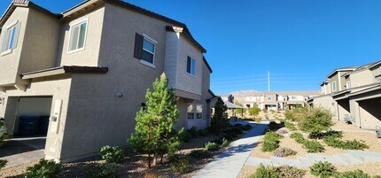 6139 Rathbone St in Las Vegas, NV - Building Photo - Building Photo