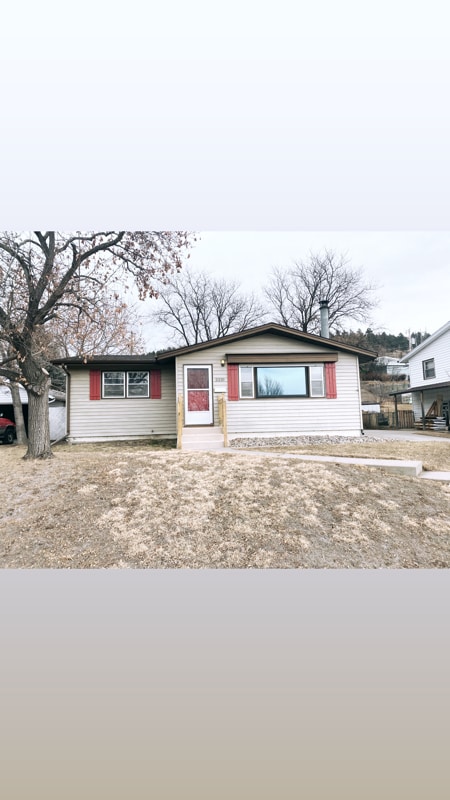 property at 2210 Alamo Dr