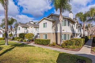 Citrus Court Apartments in Escondido, CA - Building Photo