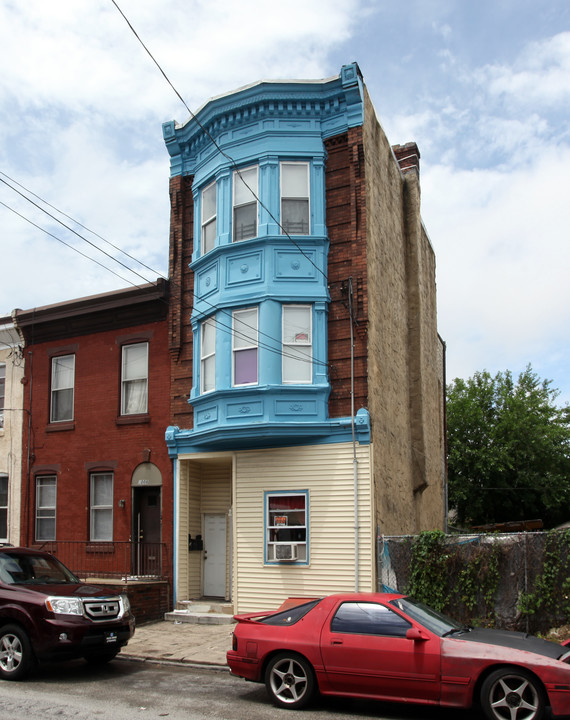 2006 S 5th St in Philadelphia, PA - Foto de edificio