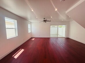 16755 Tulsa St in Los Angeles, CA - Building Photo - Building Photo