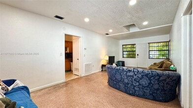 2243 Calais Dr in Miami Beach, FL - Building Photo - Building Photo