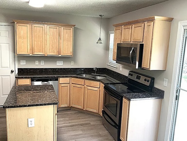 1171 Lempster Dr NW in Concord, NC - Building Photo - Building Photo