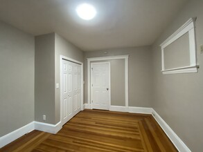 117 Pearson Rd in Somerville, MA - Building Photo - Building Photo