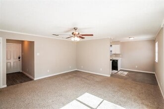 1037 Bryant St in Benbrook, TX - Building Photo - Building Photo
