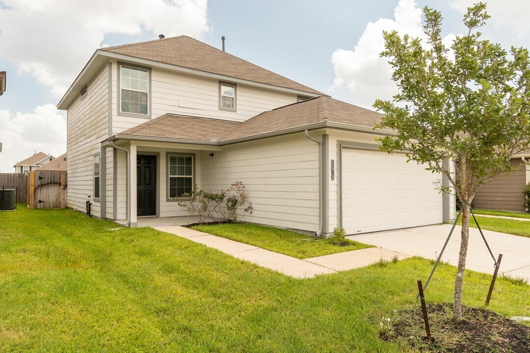 5418 Amelia Plantation Dr in Katy, TX - Building Photo