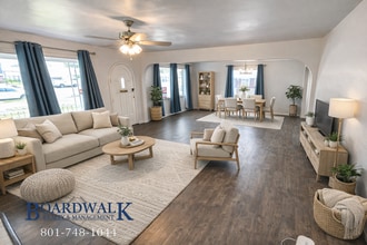 1748 S Main St in Salt Lake City, UT - Foto de edificio - Building Photo