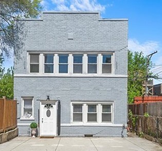 property at 3128 W Polk St