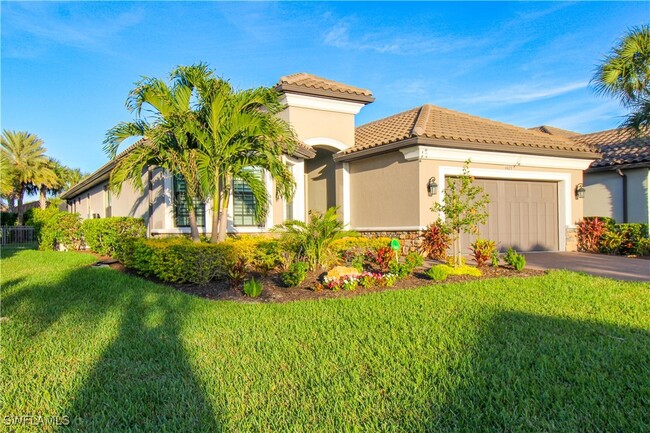 9423 Terresina Dr in Naples, FL - Building Photo - Building Photo