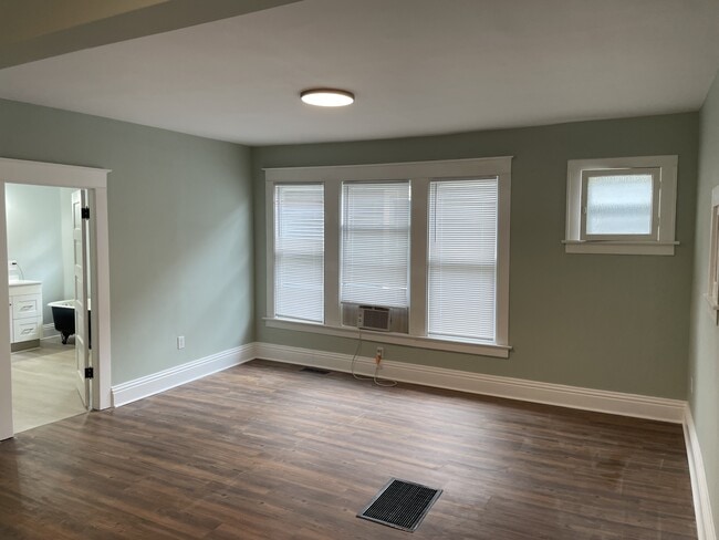 property at 1239 W Berry St