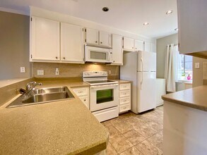 1804 Capital Pkwy in Austin, TX - Building Photo - Building Photo