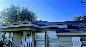 2320 SW E Ave in Lawton, OK - Building Photo