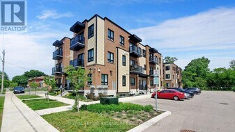 374 Prospect Ave in Kitchener, ON - Building Photo