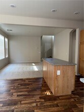 10252 Jersey Shore Ave in Las Vegas, NV - Building Photo - Building Photo