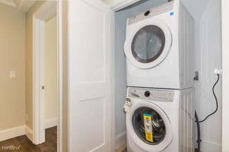 39 Juniper St-Unit -# 1 in Boston, MA - Building Photo - Building Photo