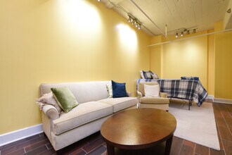 165 N Canal St, Unit 622 in Chicago, IL - Building Photo - Building Photo