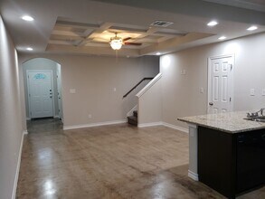 8406 Flicka Hls in Selma, TX - Building Photo - Building Photo