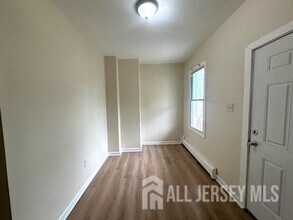532 Livingston St in Elizabeth, NJ - Building Photo - Building Photo