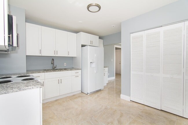 815 6th St in West Palm Beach, FL - Building Photo - Building Photo