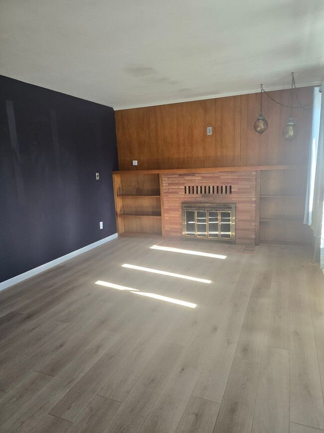 3865 Sturdivant Ave in Klamath Falls, OR - Building Photo - Building Photo