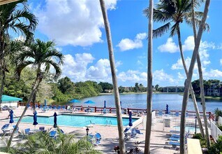 2141 SW 93rd Way in Davie, FL - Building Photo - Building Photo