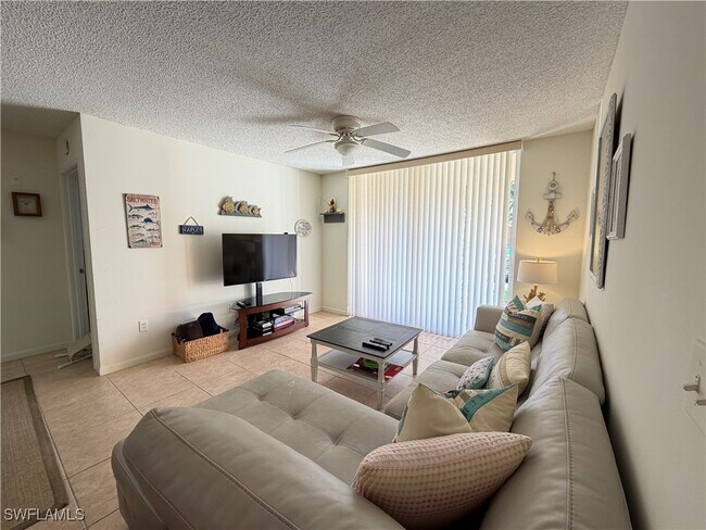 property at 1220 Wildwood Lakes Blvd