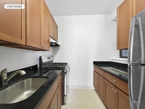 322 W 117th St in New York, NY - Building Photo - Building Photo