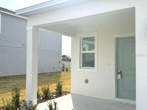 11530 Brae Wy in Dade City, FL - Building Photo - Building Photo