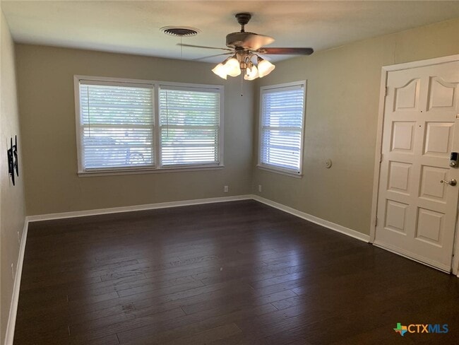 property at 1401 S 47th St