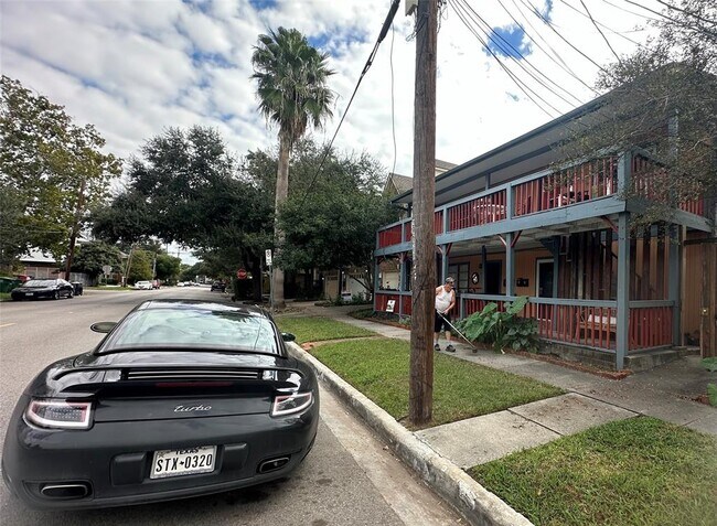 613 Pacific St-Unit -3 in Houston, TX - Building Photo - Building Photo