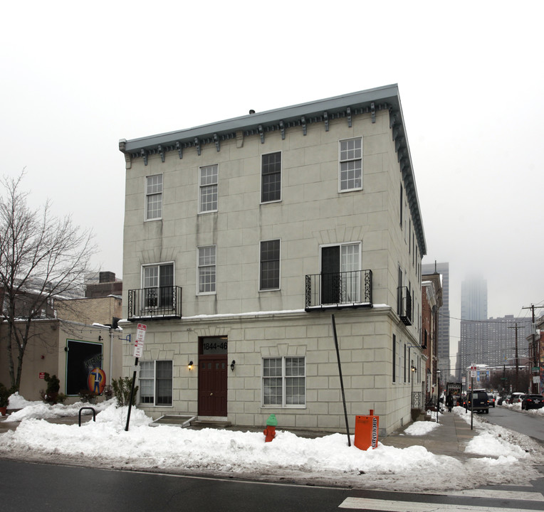 1844-1846 Callowhill St in Philadelphia, PA - Building Photo