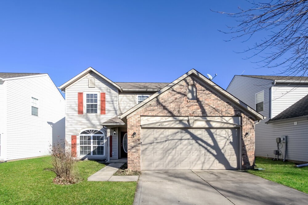 6749 Wimbledon Dr, Unit 0101 in Zionsville, IN - Building Photo