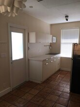 928 Sunset Rd in West Palm Beach, FL - Building Photo - Building Photo