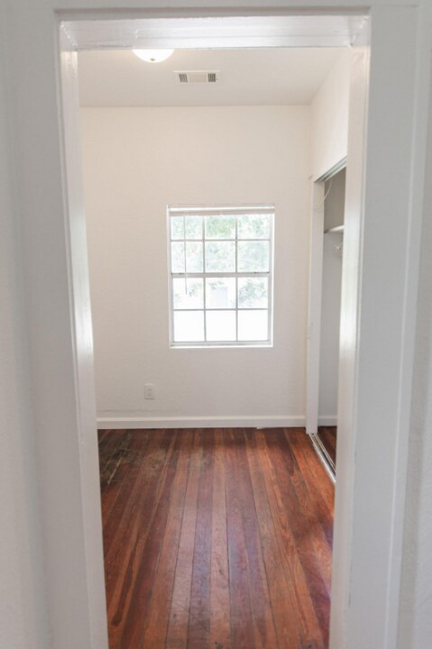 1134 38th Ave N in St. Petersburg, FL - Building Photo