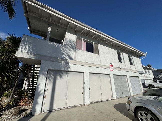 2511 E Harbor Blvd in Ventura, CA - Building Photo - Building Photo