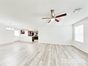 8525 Amistad Cove in Converse, TX - Building Photo - Building Photo