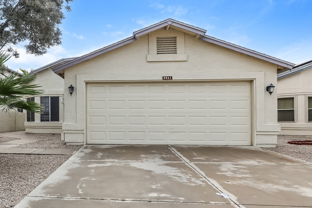 8841 W Villa Rita Dr in Peoria, AZ - Foto de edificio