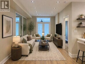 2929 Bur Oak Ave in Markham, ON - Building Photo - Building Photo