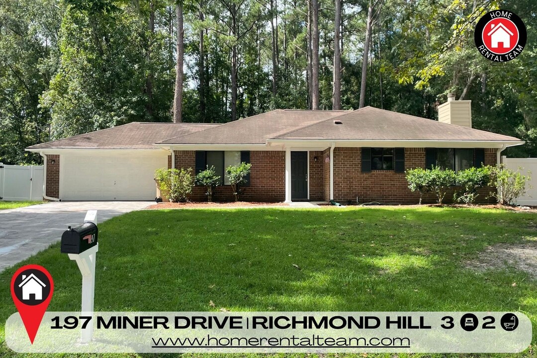 197 Miner Dr in Richmond Hill, GA - Building Photo